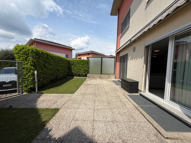 Moderna casa a schiera 4.5 con giardino a Genestrerio (8)
