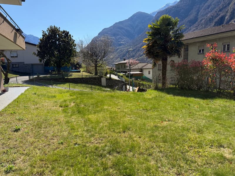 Casa bifamiliare 5.5 e 3.5 indipendente con giardino e box a Bodio (10)