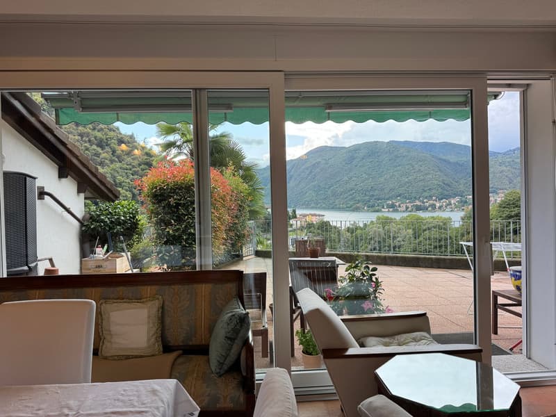 Casa con vista lago a Lugano-Figino / Haus mit Seeblick in Lugano-Figino (2)