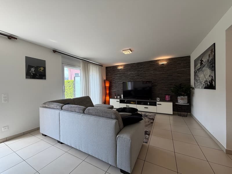 Grande casa monofamiliare 4.5 con giardino a Genestrerio posteggi inclusi (5)