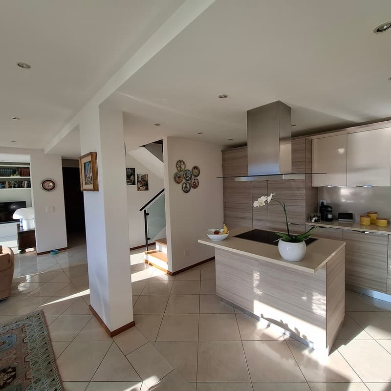 Incantevole casa unifamiliare 4.5 con vista lago a Bissone (5)