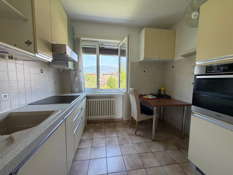 Appartamento 3.5 locali in zona privilegiata a Coldrerio (4)
