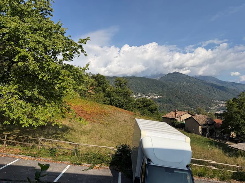 Moderno appartamento 2.5 loc. con giardino e piscina a Breganzona (9)