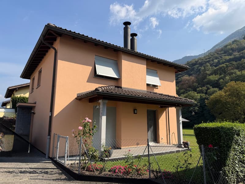 Casa monofamiliare 5.5 locali a Contone Gambarogno (1)