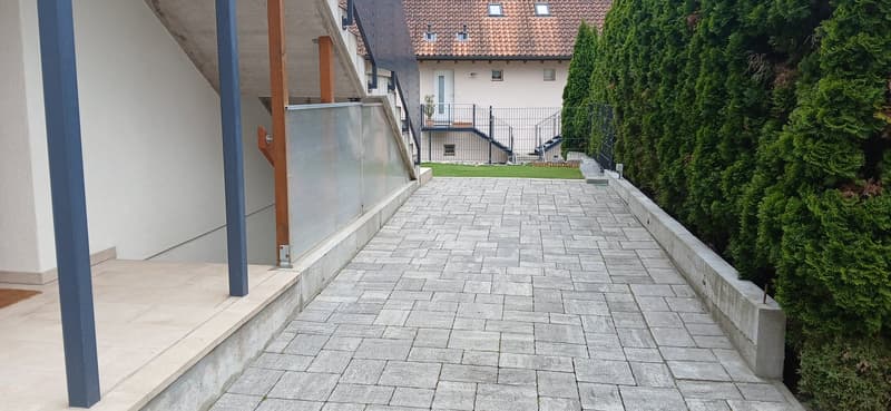 Casa bifamiliare con vista sulle montagne a Claro (14)