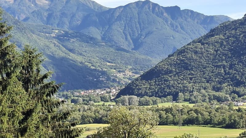 Casa rustica unifamiliare con bella vista (9)