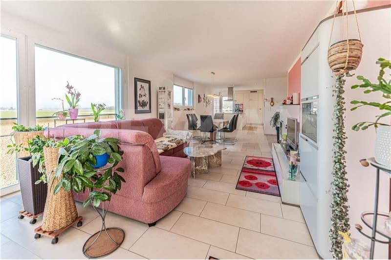Lichtdurchflutete 3,5 bis 4.5 Zimmerwohnung mit grosser Terrasse in Aarberg zu kaufen
