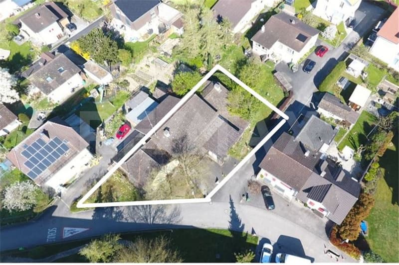 Jetzt CHF 780'000. statt CHF 950'000. | Sanierungsobjekt mit Entwicklungspotenzial in Aegerten (2)