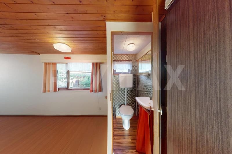 Zu verkaufen: Charmanter Bungalow auf Parzelle am Waldrand (5)