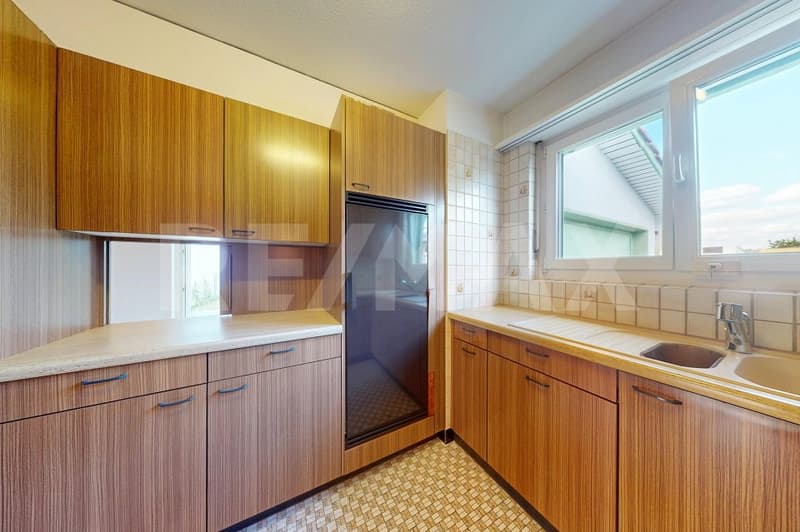 Freistehendes 6.5 Zimmer-Einfamilienhaus mit Charme in Schüpfen! (7)