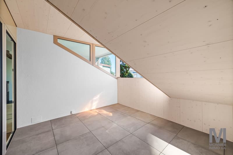 Appartement de 3.5 pièces en attique entièrement rénové (11)