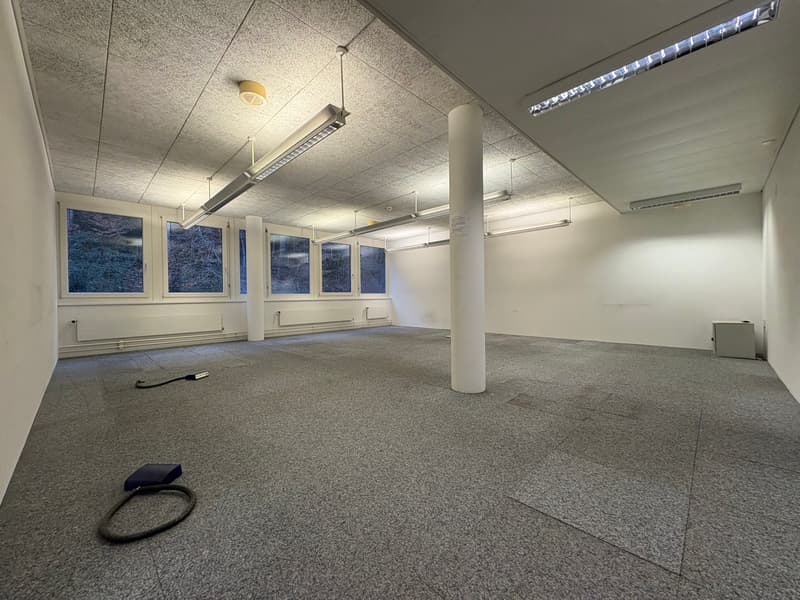 Bureaux - climatisés - avec planchers surélevés - abordables (12)