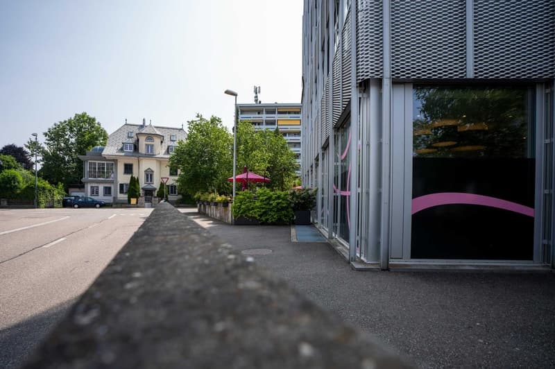 Arztpraxis an zentralster Lage in Köniz (15)