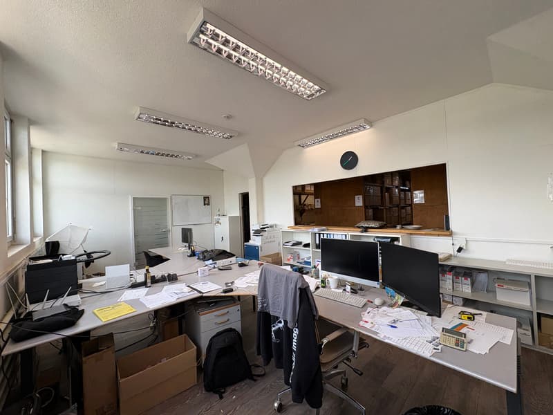 Gewerbefläche - nutzbar als Werkstatt, Ausstellung, Büro, Lager - nahe Autobahn (17)