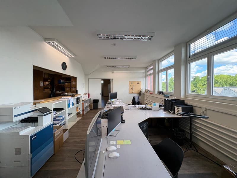Gewerbefläche - nutzbar als Werkstatt, Ausstellung, Büro, Lager - nahe Autobahn (15)