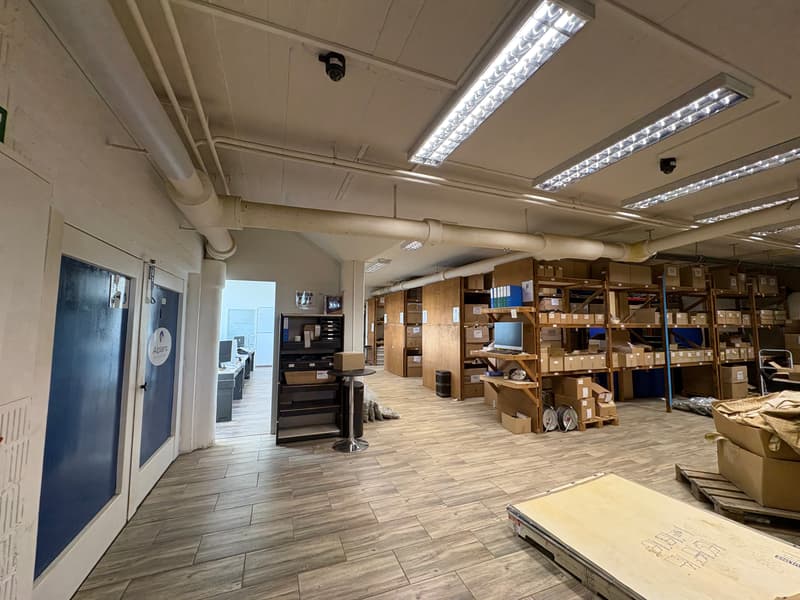 Gewerbefläche - nutzbar als Werkstatt, Ausstellung, Büro, Lager - nahe Autobahn (23)