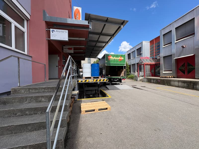 Gewerbefläche - nutzbar als Werkstatt, Ausstellung, Büro, Lager - nahe Autobahn (4)