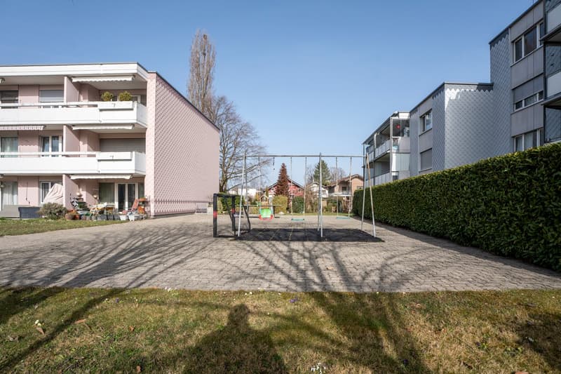 Helle 4.5-Zimmer-Wohnung mit Balkon und schöner Aussicht in Thun (15)
