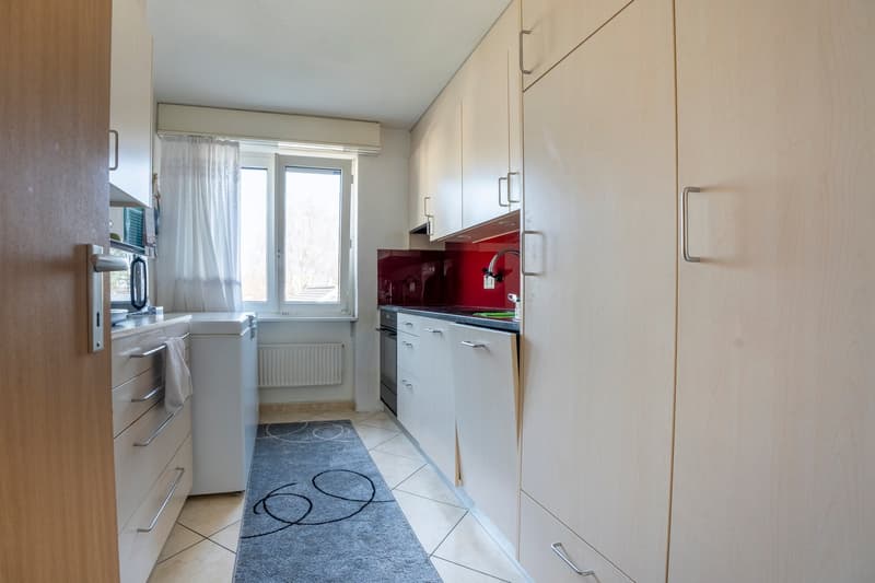 Helle 4.5-Zimmer-Wohnung mit Balkon und schöner Aussicht in Thun (7)