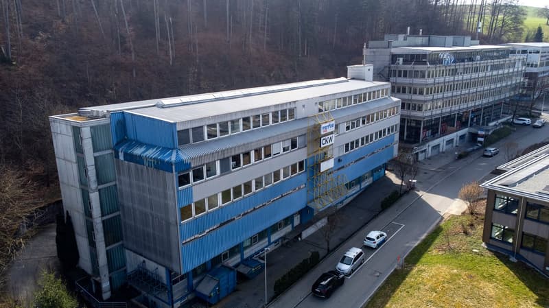 Preiswerte und klimatisierte Büroräume - erste drei Monate gratis (10)