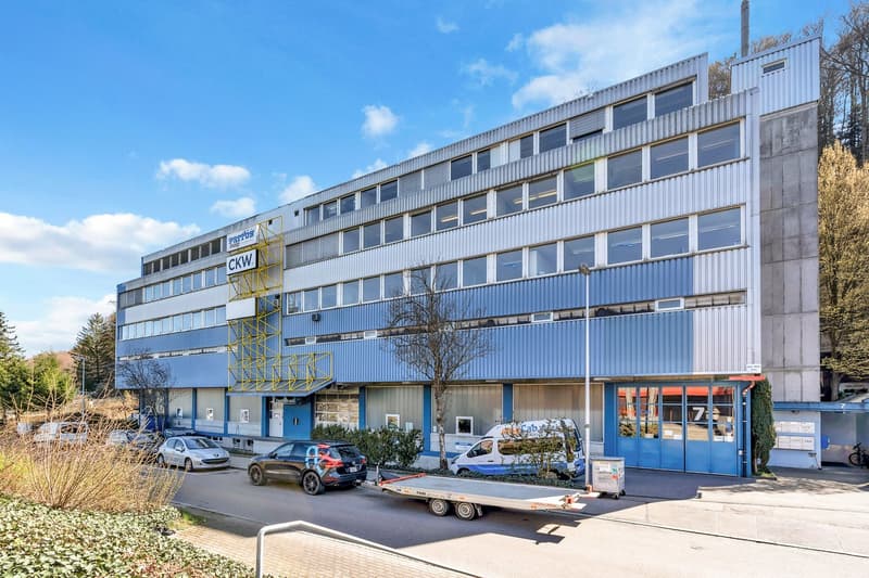 Preiswerte und klimatisierte Büroräume - erste drei Monate gratis (9)