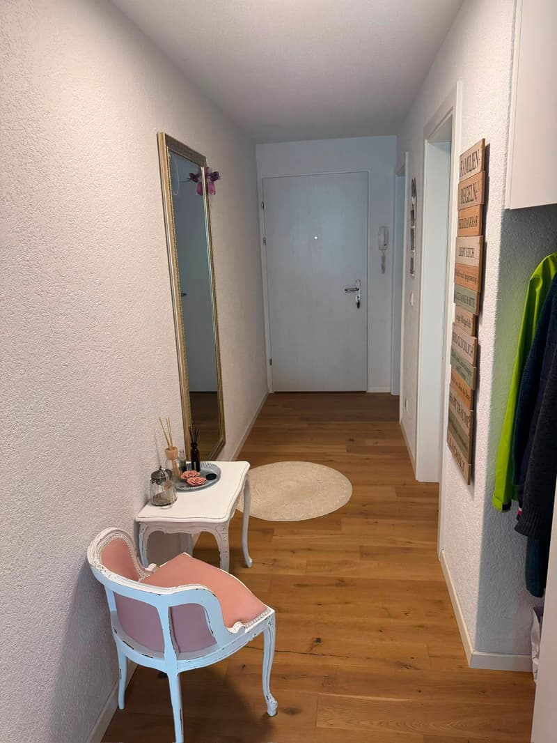 Hochwertig ausgebaute 4.5-Zimmerwohnung mit Bastelraum und grossem Balkon (12)