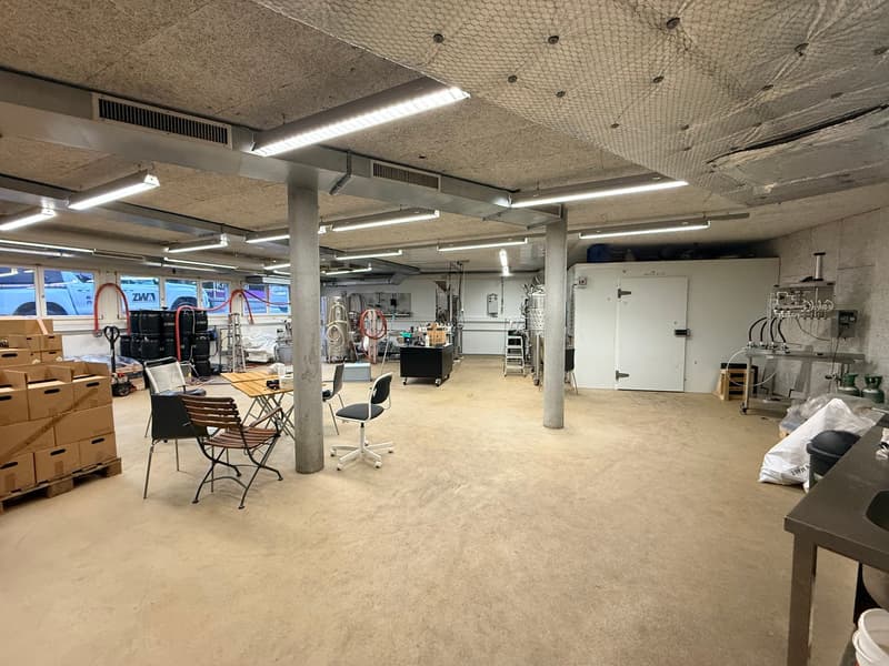 Werkstatt - Atelier - Lager - direkt beim Bahnhof Lyss (4)