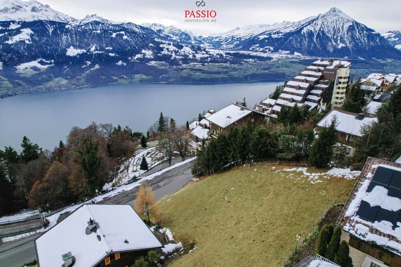 Bauland von 849m² mit Seesicht und Alpenpanorama (1)
