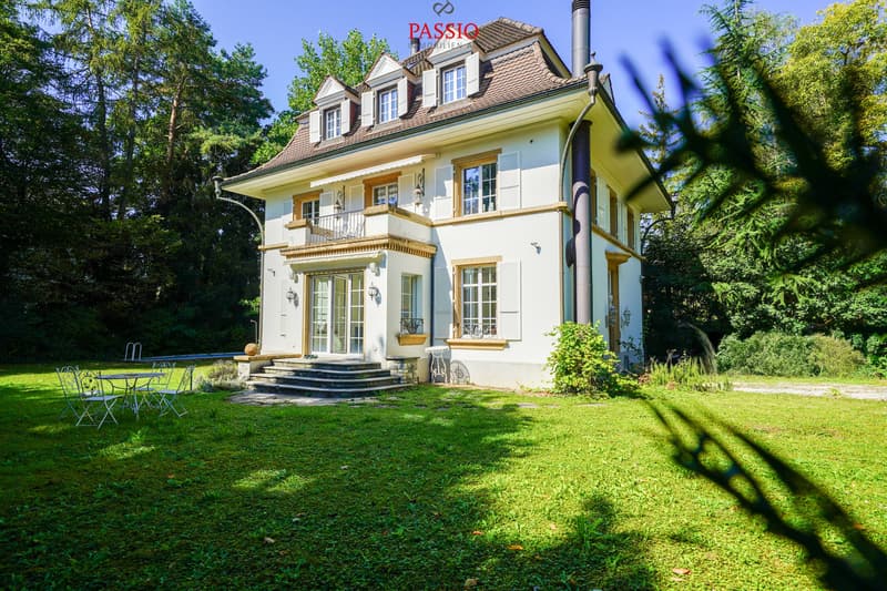 Herrschaftliches Wohnen in Biel: Luxuriöses 9,5-Zimmer Einfamilienhaus (13)