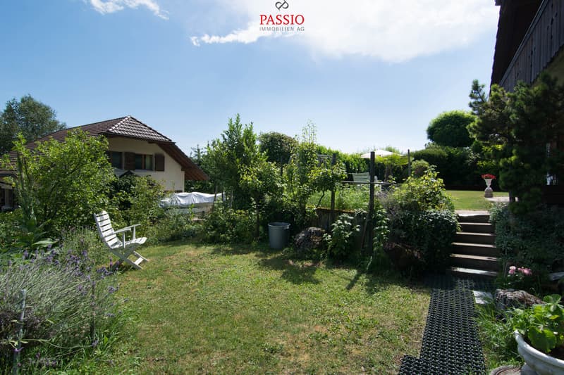Large 8.5-room house with Alpine view and garden idyll (9)