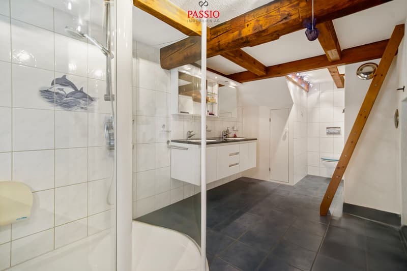 Einzigartiges 5-Zimmer Refugium mit 3,5-Zimmer Einliegerwohnung (12)