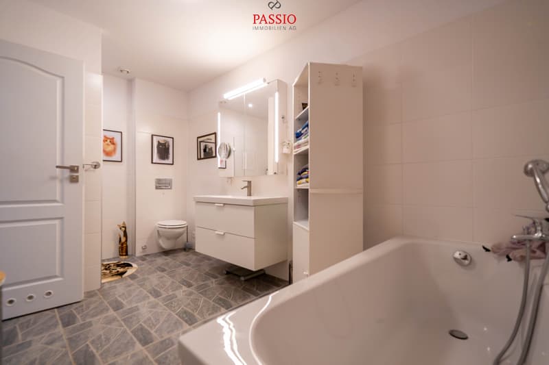 8.5-room multi-family house with 3 apartments in an unobstructable location (11)