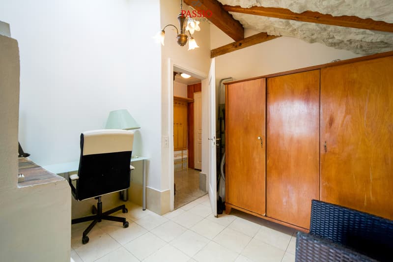 Appartement central de 3,5 pièces au coeur de Bienne (3)
