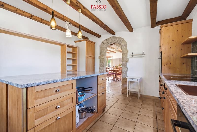 Charmantes 5.5-Zimmer Einfamilienhaus mit Weitsicht und grossem Garten (11)