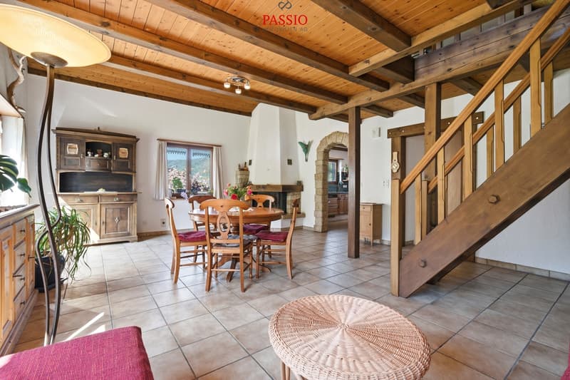 Charmantes 5.5-Zimmer Einfamilienhaus mit Weitsicht und grossem Garten (7)