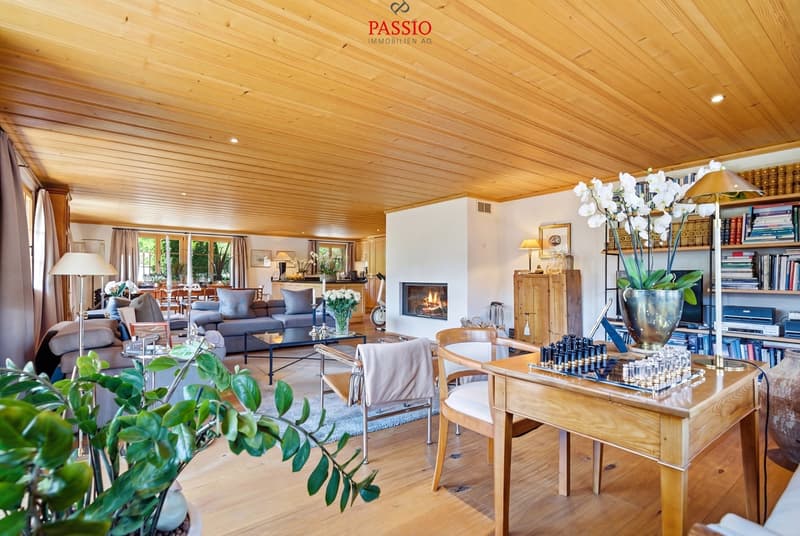 Chalet esclusivo di 8,5 locali con potenziale di dependance e giardino da sogno (8)