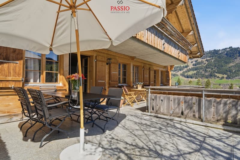 Chalet esclusivo di 8,5 locali con potenziale di dependance e giardino da sogno (10)