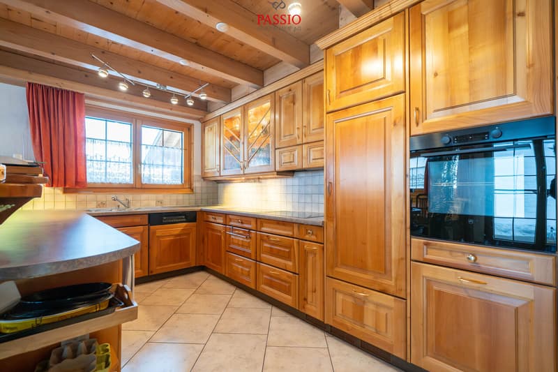 Maison en bois de mélèze alpine 6,5 pièces avec vue fantastique sur les montagnes (9)