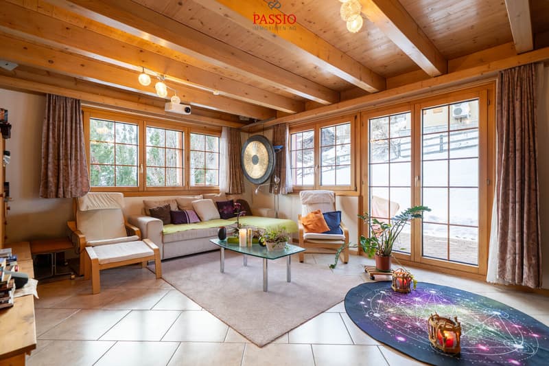 Maison en bois de mélèze alpine 6,5 pièces avec vue fantastique sur les montagnes (5)