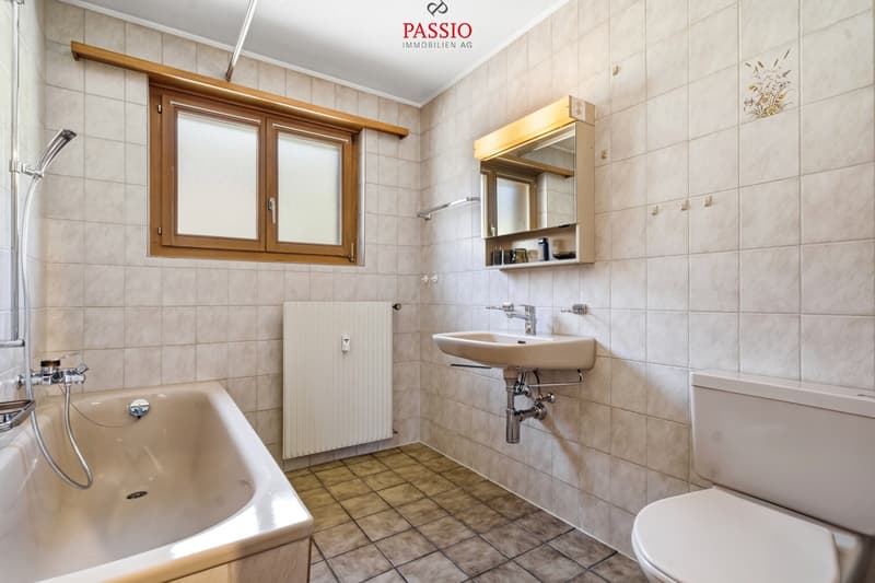 Grosszügige 5-Zimmer-Wohnung mit Alpensicht und privatem Garten (10)
