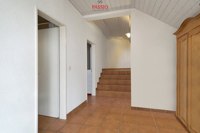 Grosszügige 4,5-Zimmer Wohnung mit Cheminée an ruhiger Lage (11)