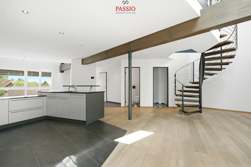 Habitation exclusive sur 3 niveaux : appartement de luxe 7 pièces dans un emplacement idéal (5)
