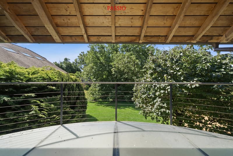 Habitation exclusive sur 3 niveaux : appartement de luxe 7 pièces dans un emplacement idéal (2)