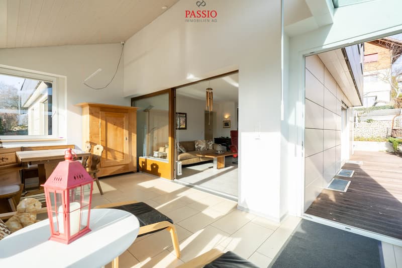 7-Zimmer 2-Familienhaus mit Studio, Gewerbefläche & Alpenblick (8)
