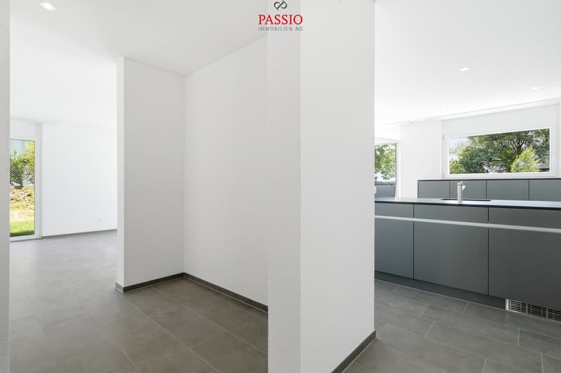 Exklusives 6.5-Zimmer-Doppeleinfamilienhaus mit grosszügigem Garten (13)
