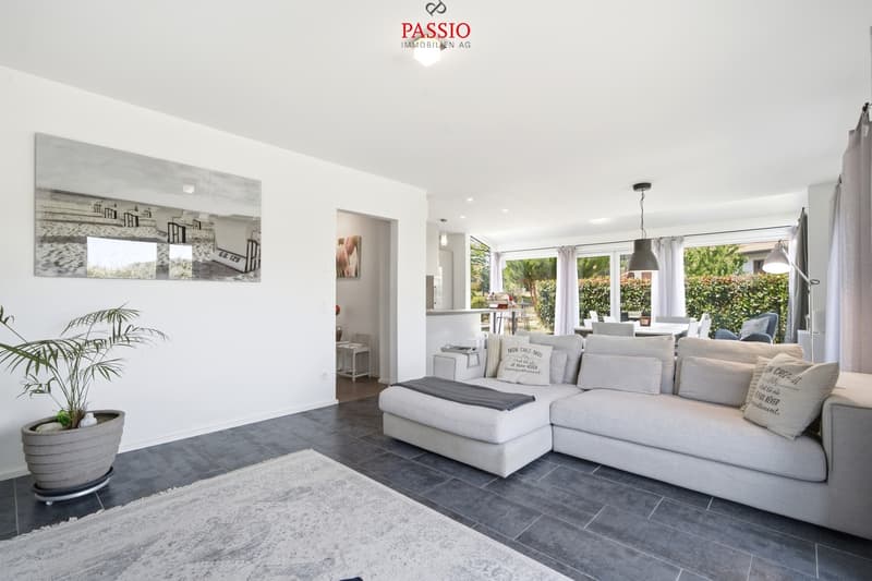 Modernes 5.5-Zimmer-Familienhaus mit traumhaftem Garten (7)