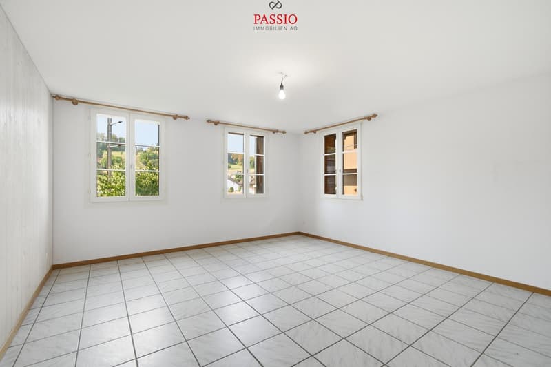 Wohnen mit Altbaucharme, Balkon und eigenem Garten (4)