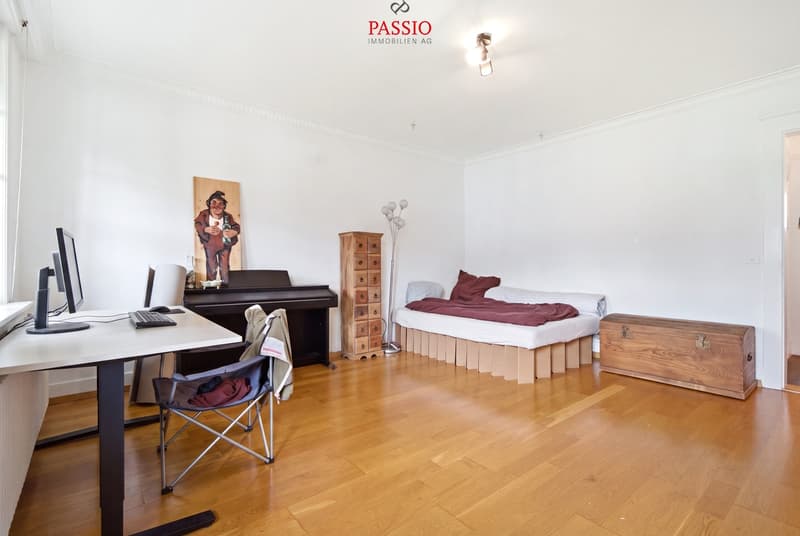 Altbaucharme in Bern - 3-Zimmer-Wohnung mit grosszügiger Laube (9)