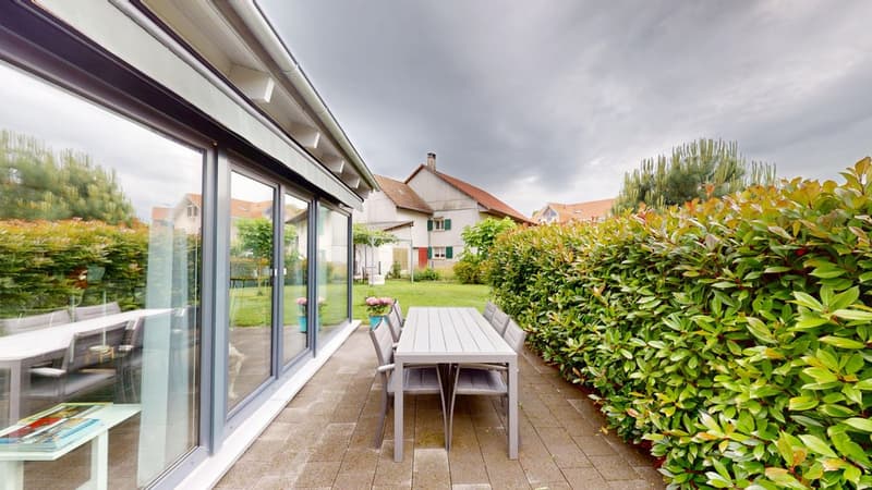 Villa familiale avec jardin arboré ! (4)