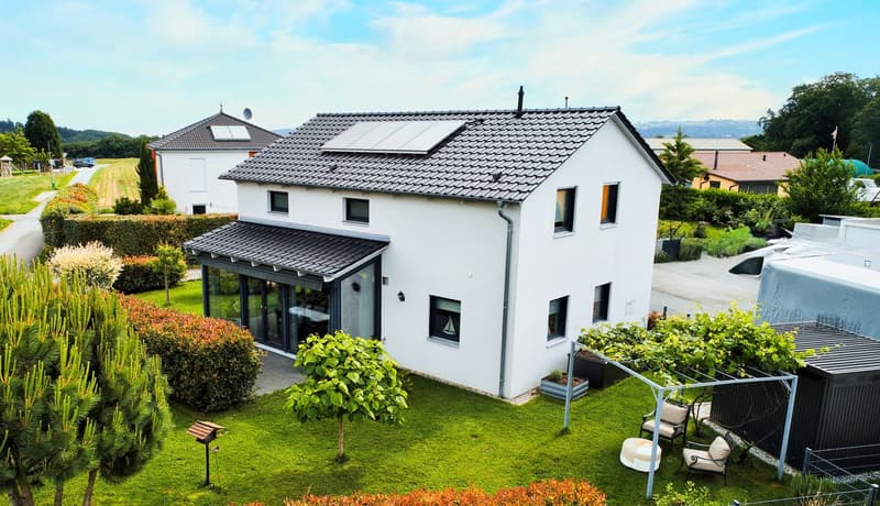 Villa familiale avec jardin arboré ! (2)